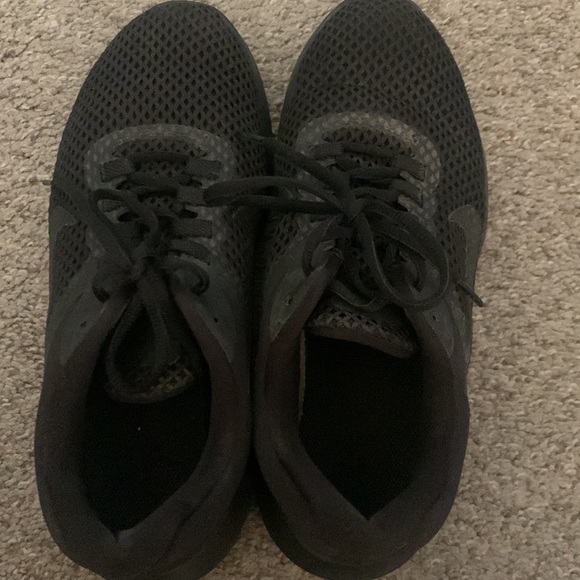 Black Nikes - Picture 2 of 2